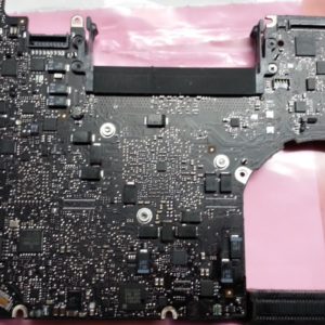 macbook-pro-logicboard-600x600